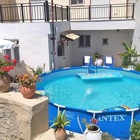 Apartamento House With 2 In Rethymno, With Wonderful Mountain View, Private